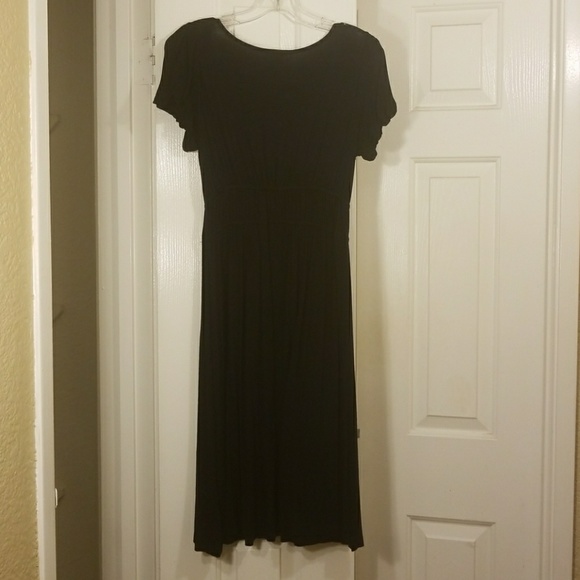 Short sleeve half dress - Picture 2 of 3